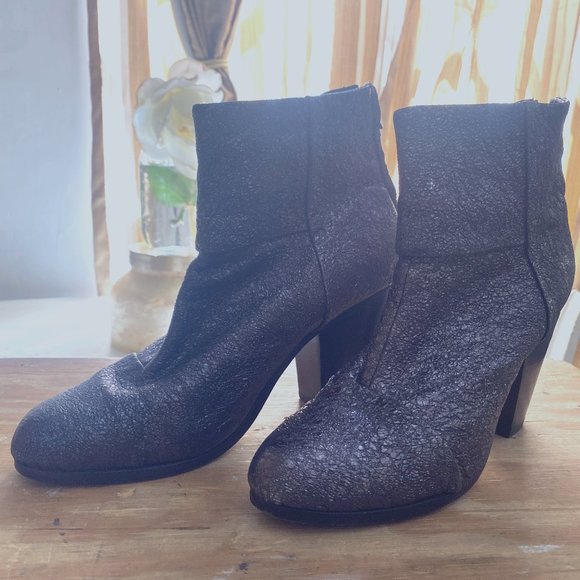 Rag & Bone Newbury Metallic Crinkle Ankle Boots - Picture 1 of 8
